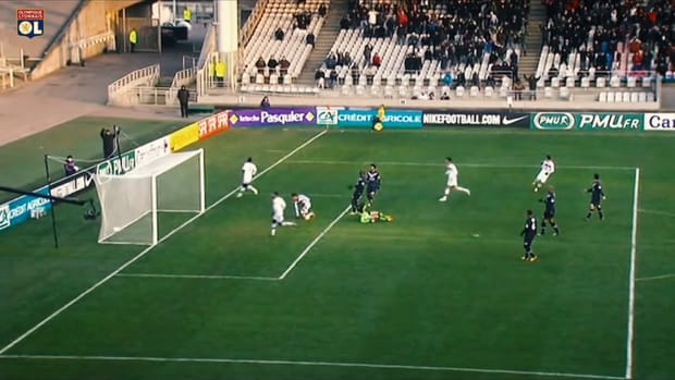 All Lacazette goals vs Bordeaux